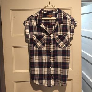 Jachs Girlfriend red, white & blue plaid shirt