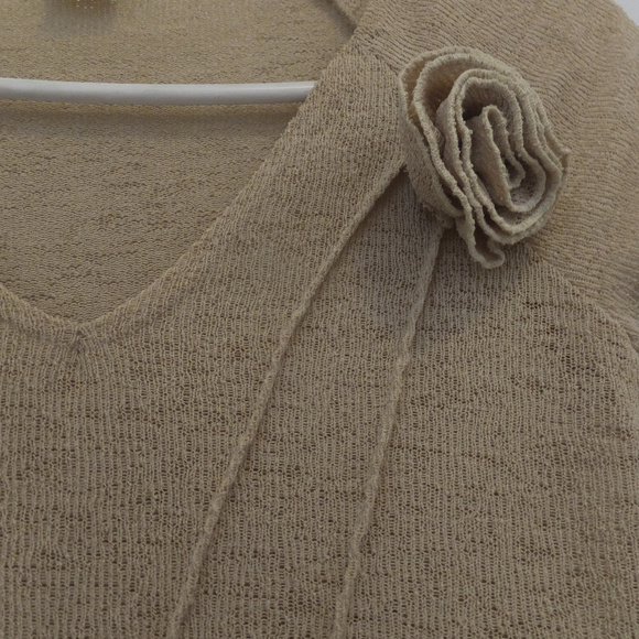 Cream Top w/ Floral Corsage - Picture 7 of 8