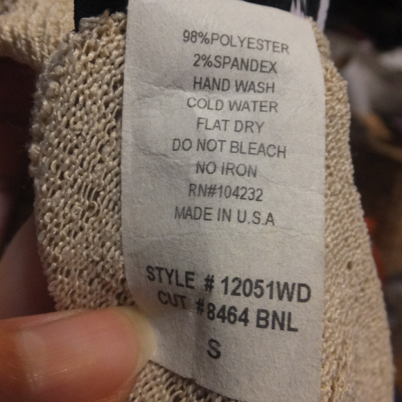 Cream Top w/ Floral Corsage - Picture 5 of 8