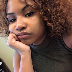 Meet your Posher, Dawnn