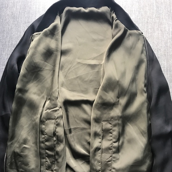 Spring reversible bomber jacket  - Picture 7 of 7