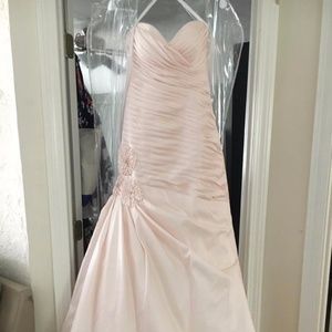 Maggie Sottero Blush Wedding Gown (Size 8) NEW