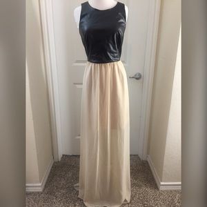 Gianni Bini size 12 maxi dress