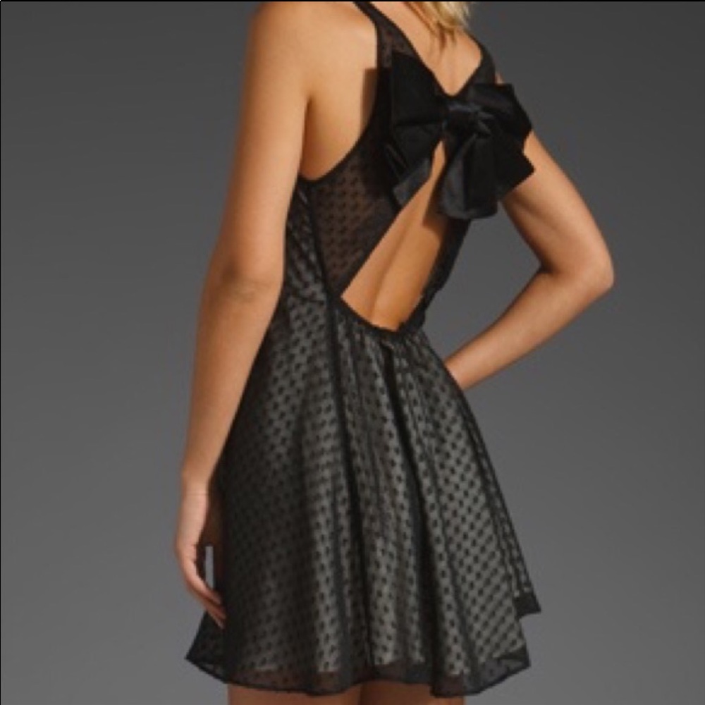Cameo Bow Back Dress Small
