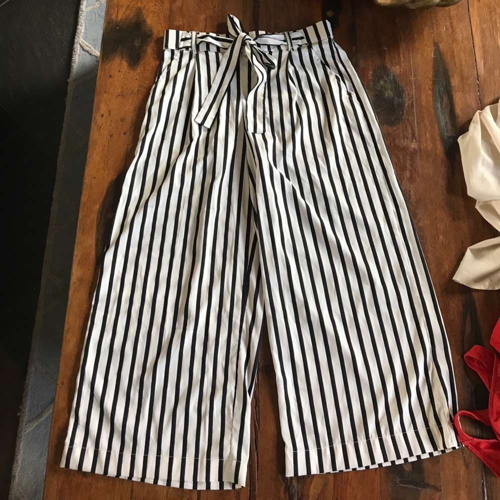 Zara wide-leg high waisted Capri