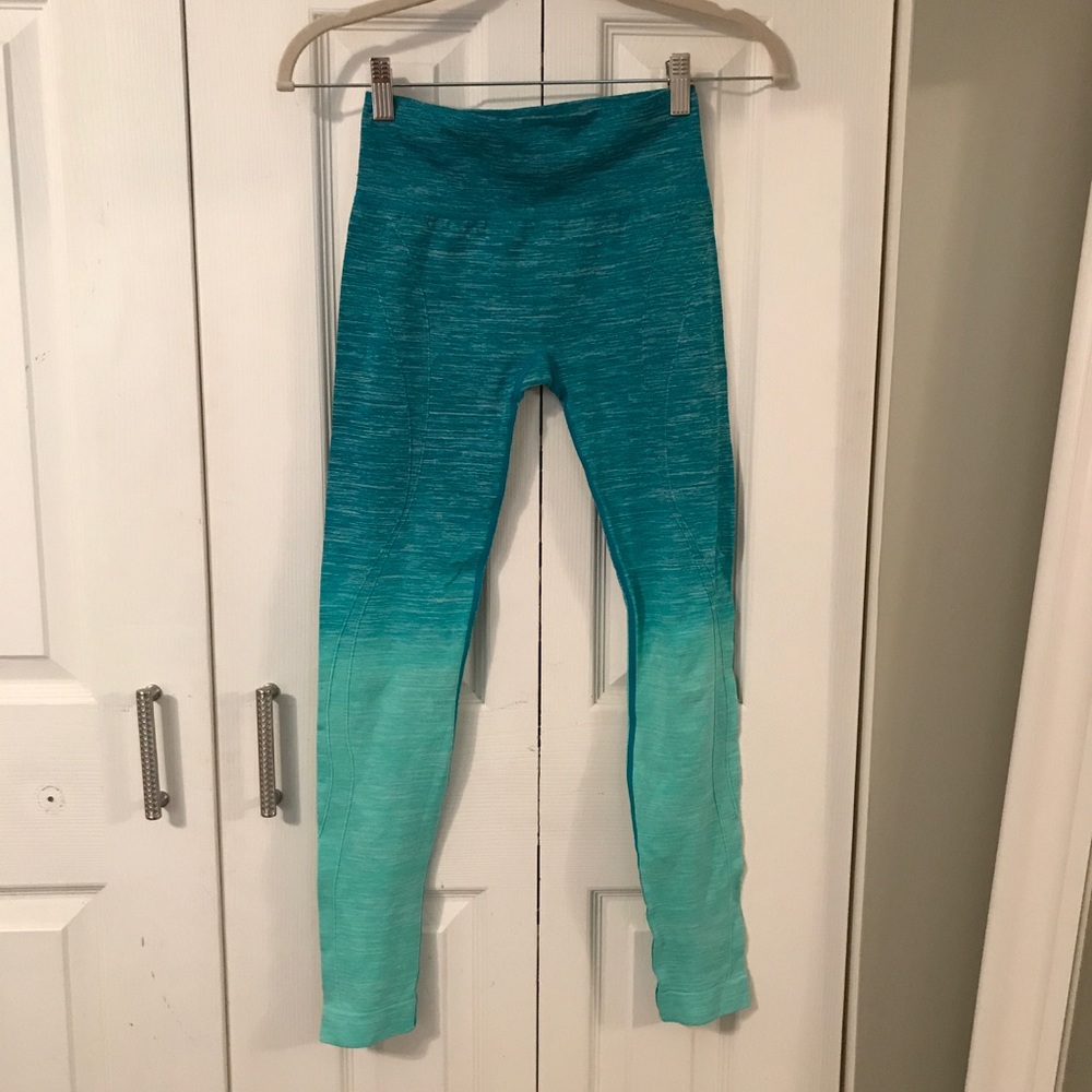 Turquoise ombré leggings