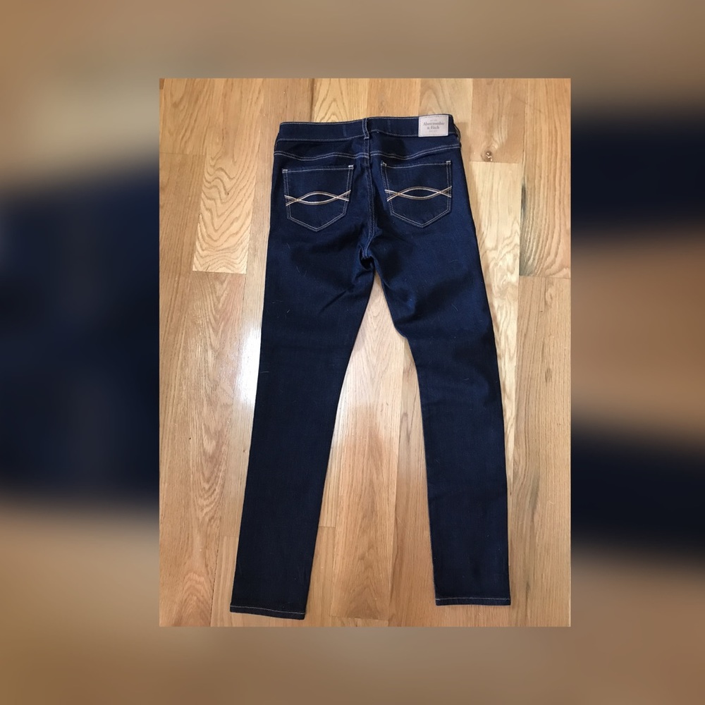 A&F Jeans - Picture 3 of 5