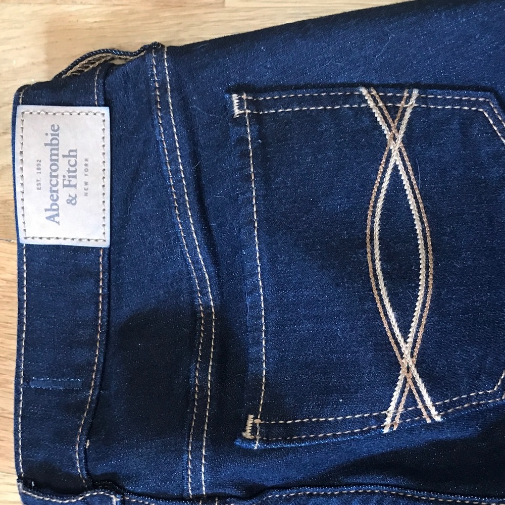 A&F Jeans - Picture 4 of 5