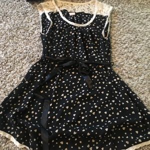 Maternity top/tunic with hearts