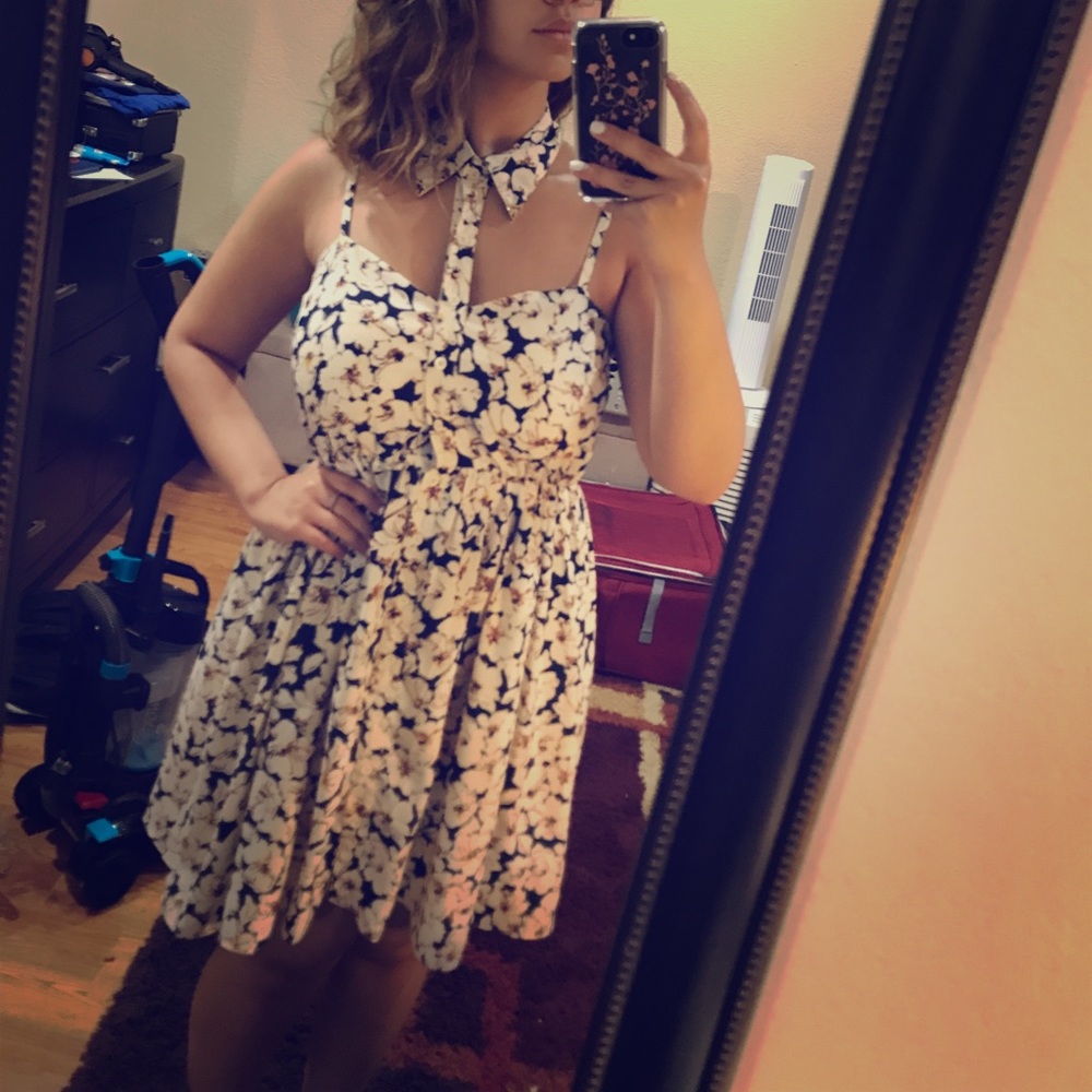 Floral Print Neutral Collared Dress 👗Umgee