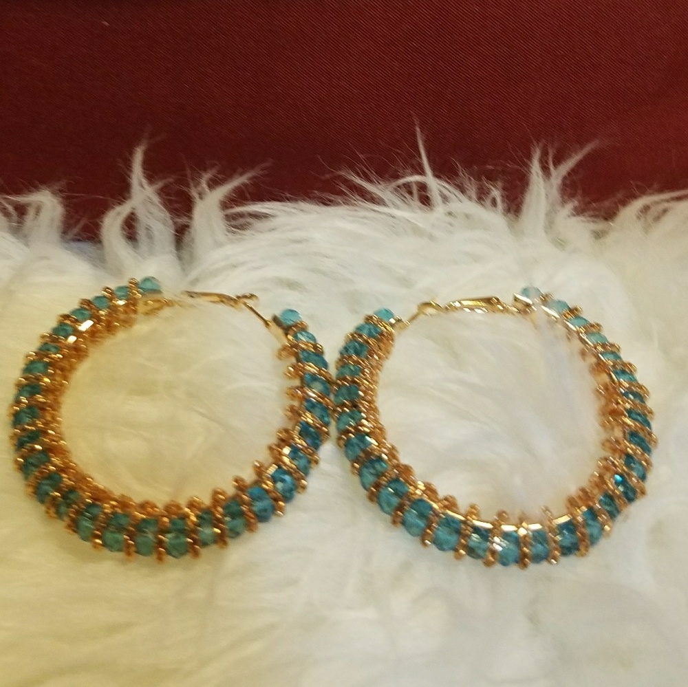 Earring - Picture 4 of 4