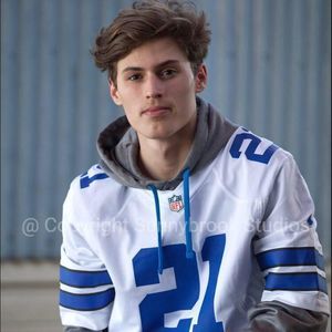 Meet your Posher, Chase