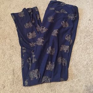 LULAROE TALL AND CURVY ELEPHANT DESIGN