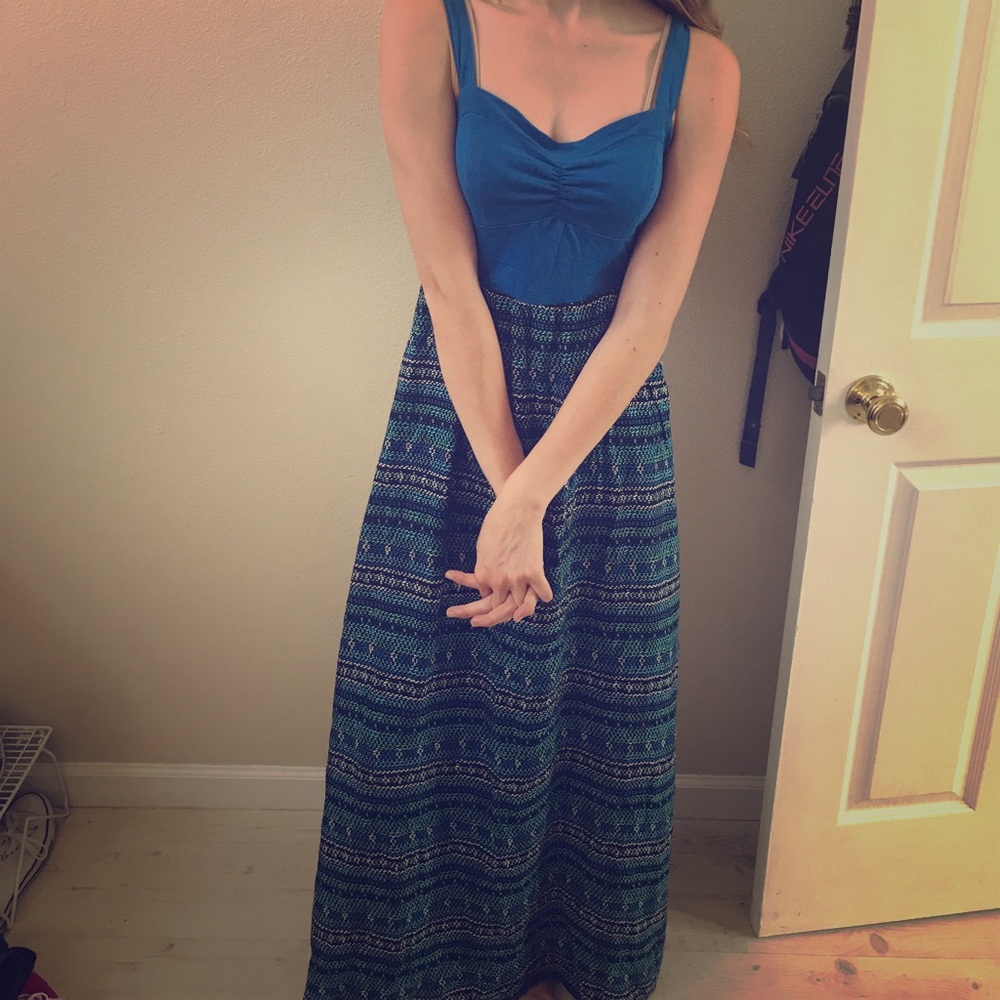 PRINTED BLUE MAXI DRESS