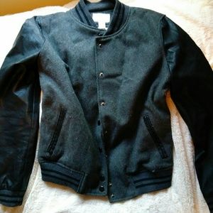 Bomber/varsity jacket