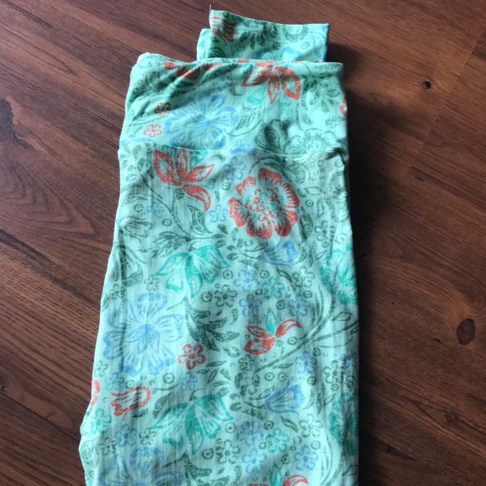 Lularoe brand new tc leggings