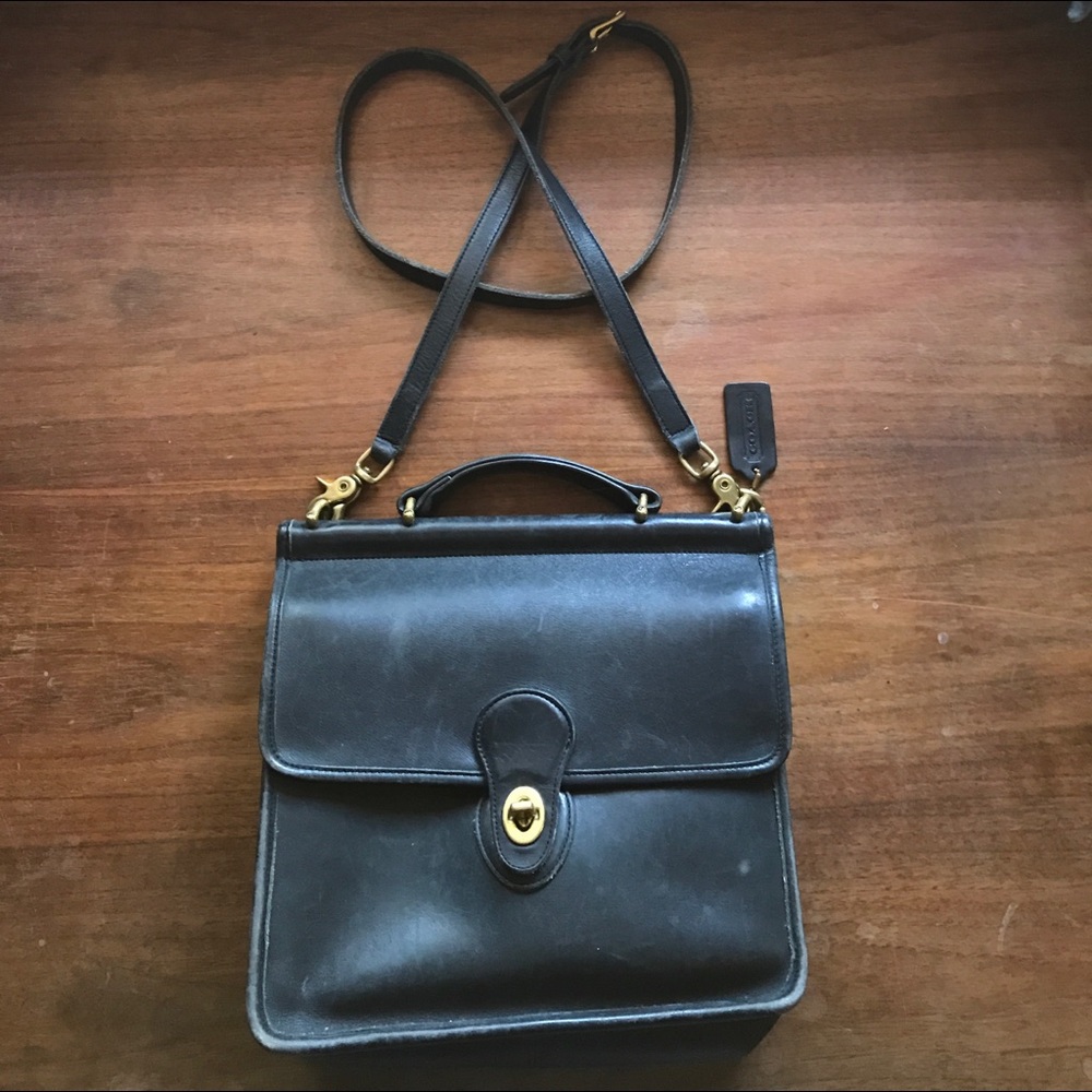 Vintage leather Coach crossbody