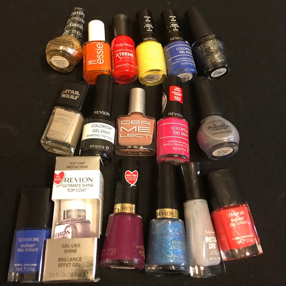 17 Nail Polishes New
