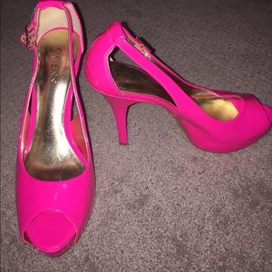 Hot pink Guess heels