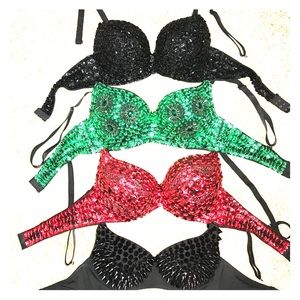 Four iHeartraves bras size small