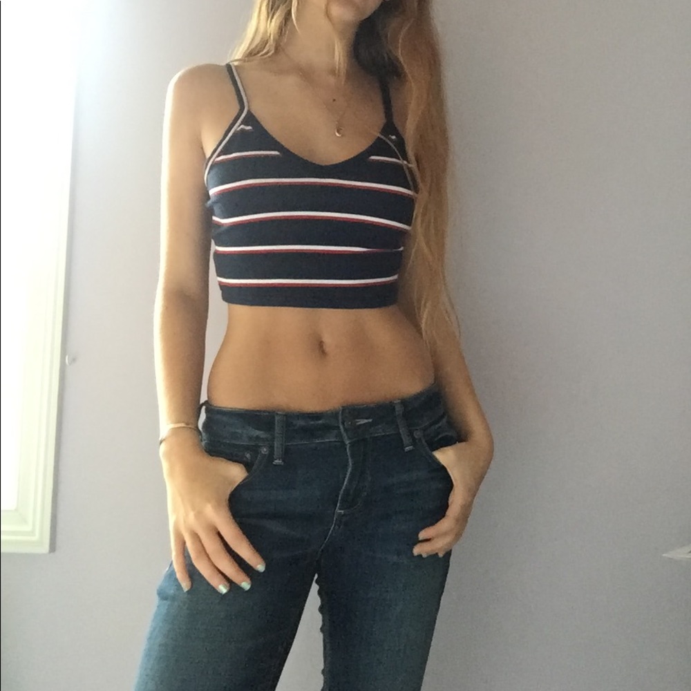 Crop top