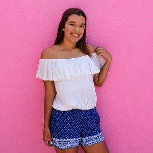 Meet your Posher, Danielle