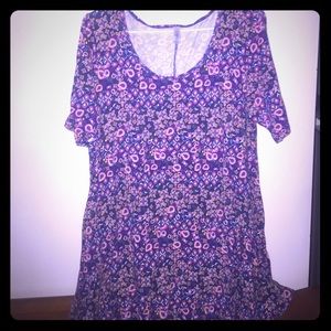 Lularoe perfect tee