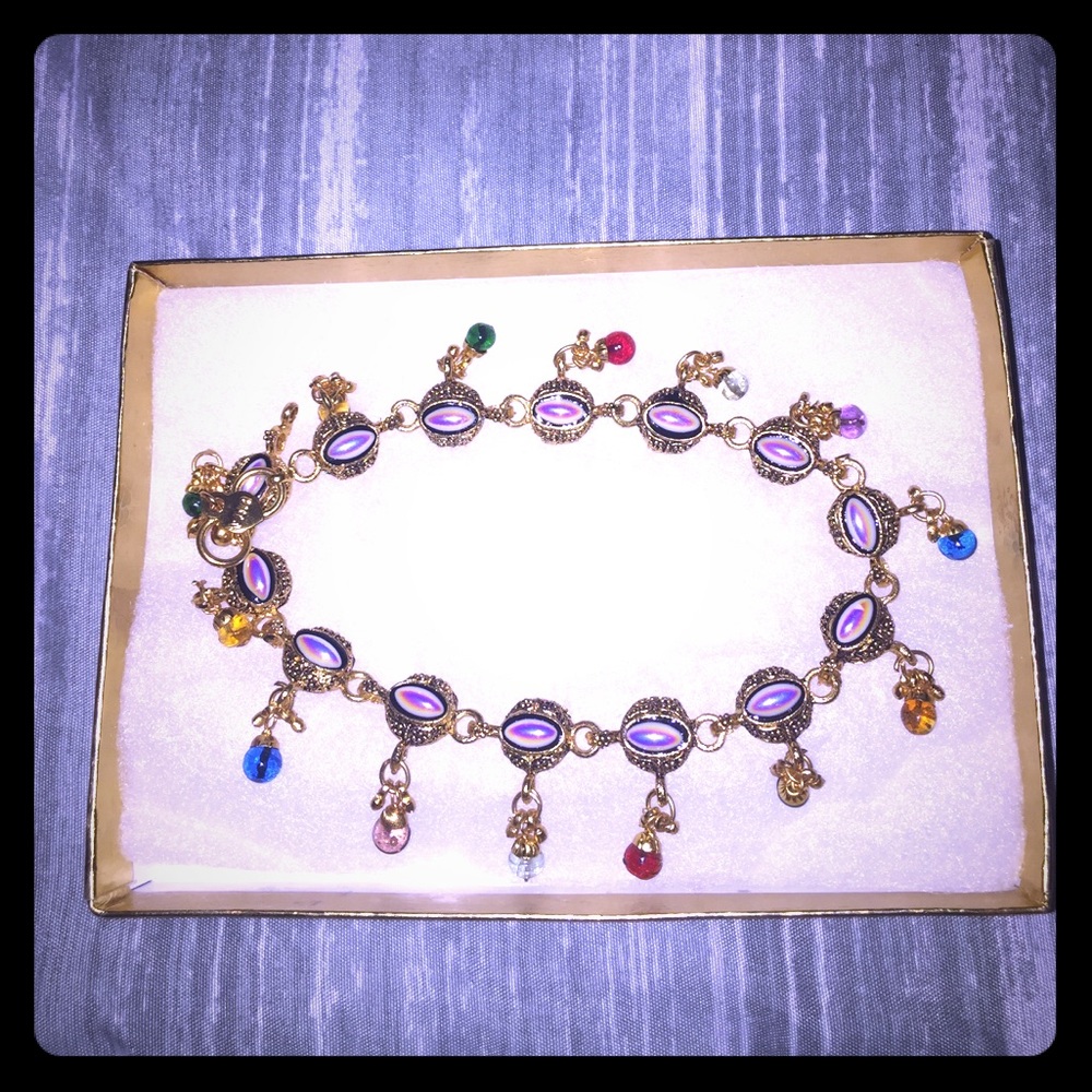 Gorgeous anklet