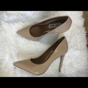 Steve Madden pointed toe nude heels