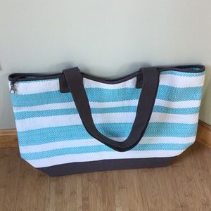 Thirty one gifts tote