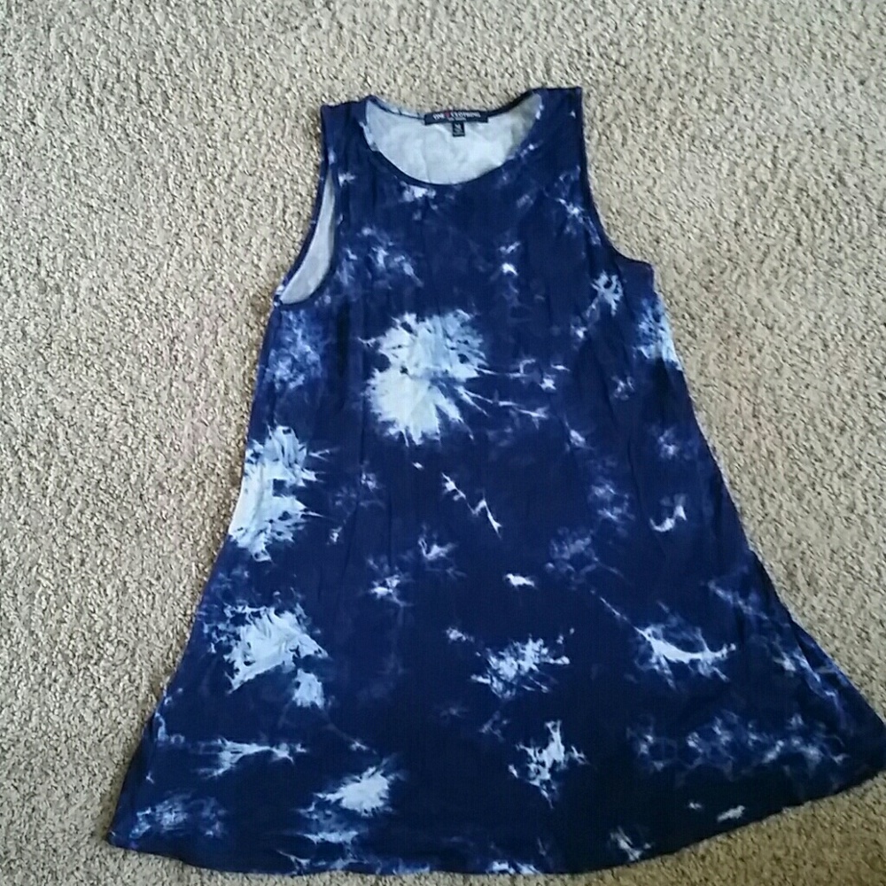 Blue and white tie-dye dress.