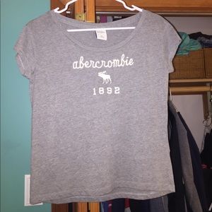 Abercrombie & Fitch Kids grey shirt