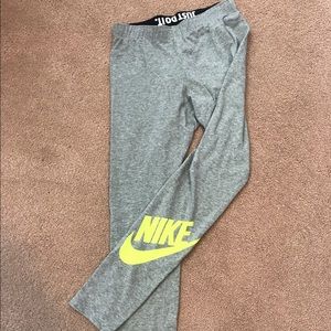 Nike leggings