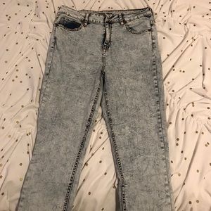 Kendall and Kylie high waisted jeans