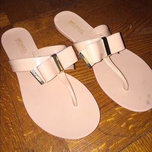 MICHAEL Michael Kors Kayden Bow Sandal Size 8
