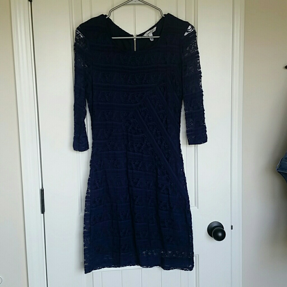Navy lace 3/4 sleeve dress