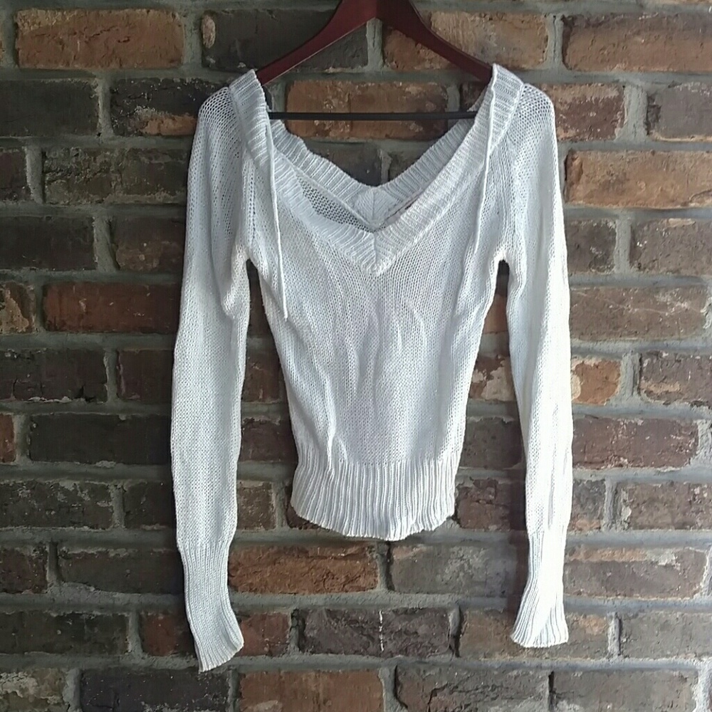 Cute Sparkly V-Neck/Back Sweater