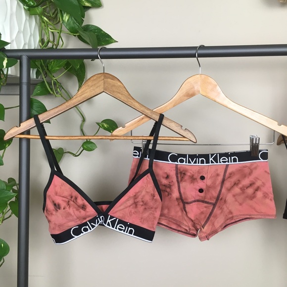 Calvin Klein Other - ☀️CK bra set!☀️