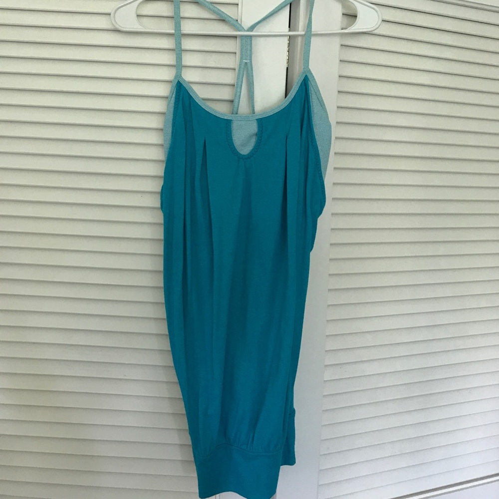 Lululemon built in bra top