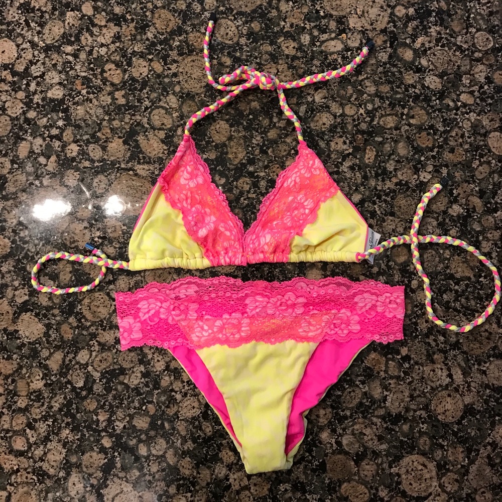 Beach Bunny Swimsuit Bikini