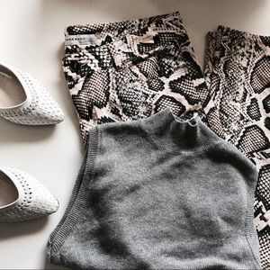 ZARA Snakeskin Jeans Pants Size 40