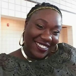 Meet your Posher, Carissa