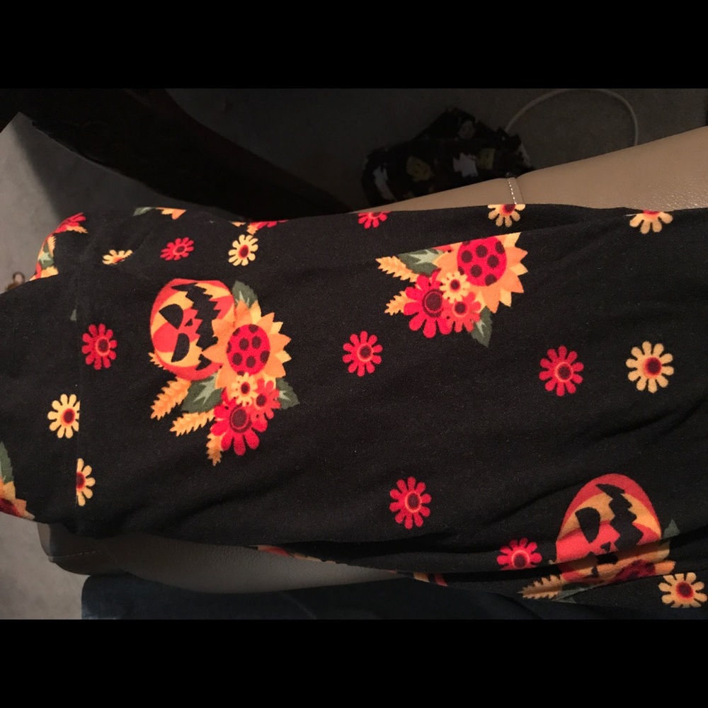 OS LuLaRoe leggings Halloween