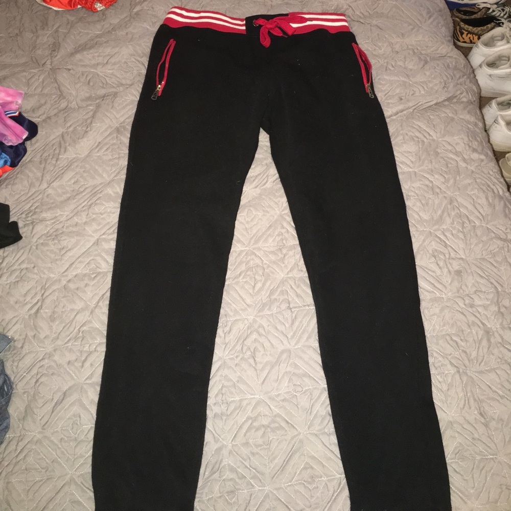 Retro Distrikt Joggers