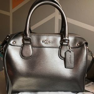 Authentic like new coach mini Bennett purse