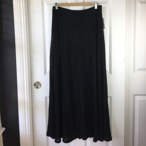L.A. Hearts Black Pleated Maxi Skirt Lined Flowing Size L Boho Chic