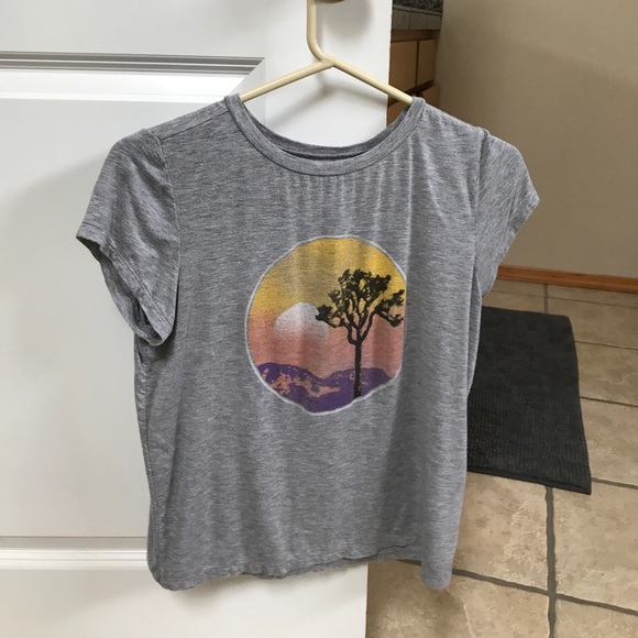American Eagle Outfitters Tops - soft and sexy t shirt