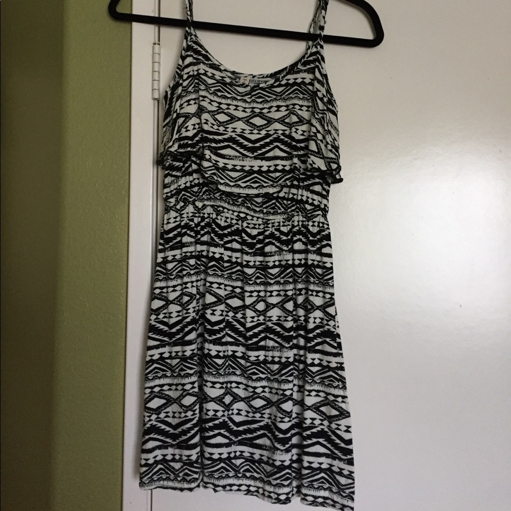 Mudd black and white dress