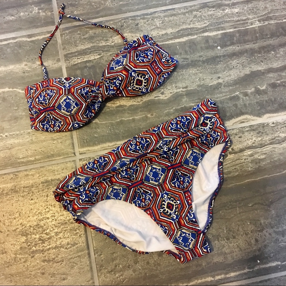Jessica Simpson Two Piece Bathing Suit Size M