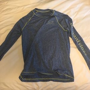 Boys vineyard vines performance top